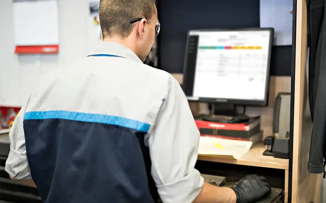 How to Choose a Quick Lube Oil Change Software for Your Business